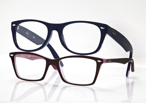 החדרה מחודשת למשקפיים האופטיות של RAY BAN