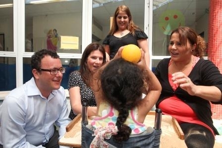 שגרירות בריטניה מאמצת את עמותת צ"ימס ישראל