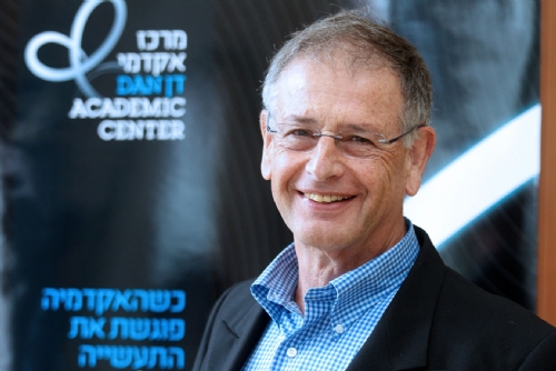 ניב אחיטוב ממרכז אקדמי דן: עולם ללא פרטיות
