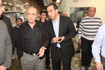שר האנרגיה והמים דר עוזי לנדאו במפעל נגב בירוחם