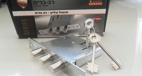 מחפשים מנעולן מהעיר בת ים? אנו נעזור לכם